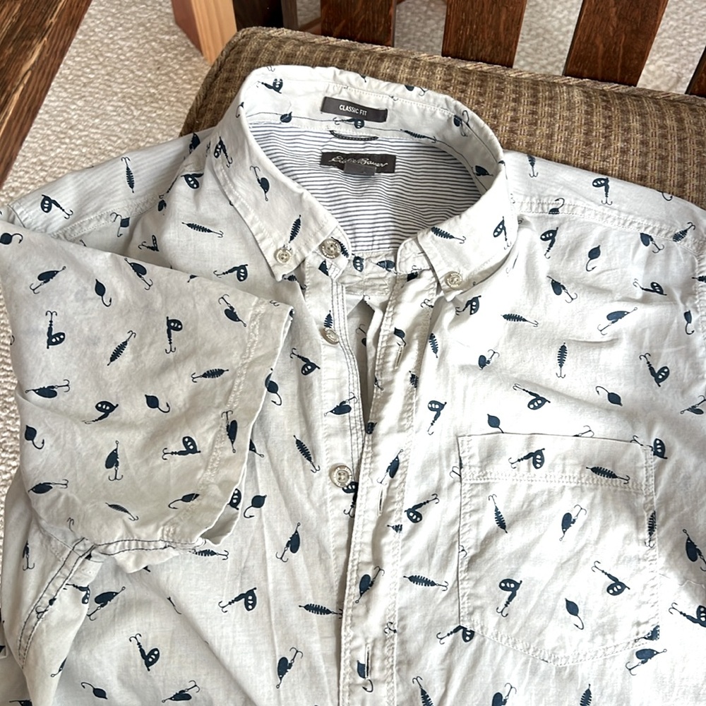 Men’s Eddie Bauer Classic Fit Medium